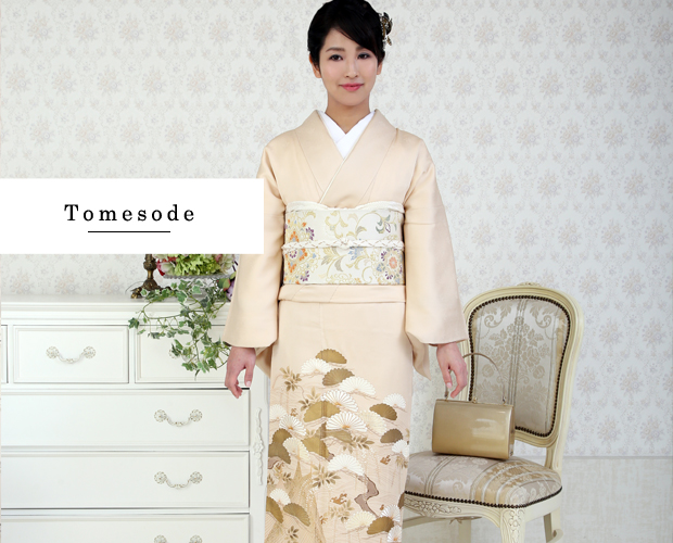 色留袖